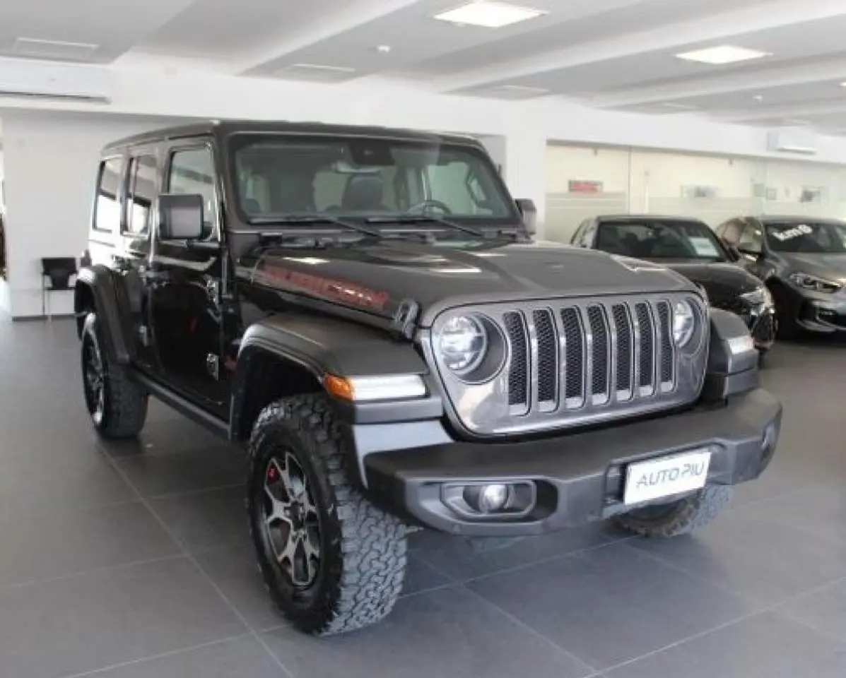 Photo 1 : Jeep Wrangler 2020 Diesel