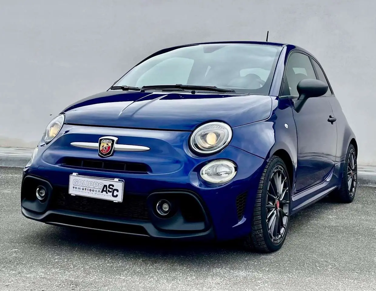 Photo 1 : Abarth 595 2019 Petrol