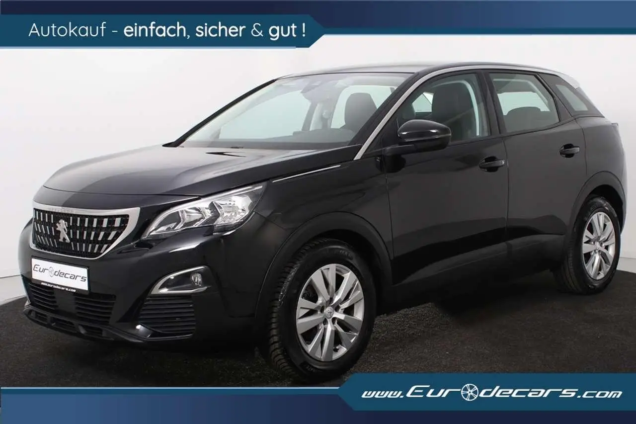 Photo 1 : Peugeot 3008 2019 Essence