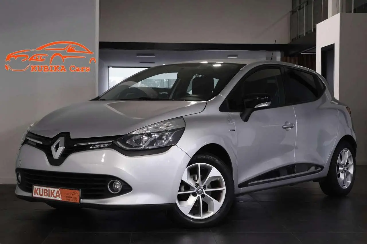 Photo 1 : Renault Clio 2016 Petrol