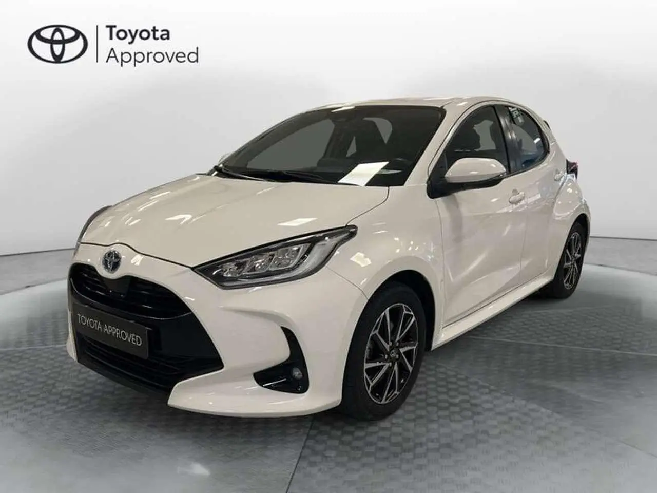 Photo 1 : Toyota Yaris 2021 Hybride