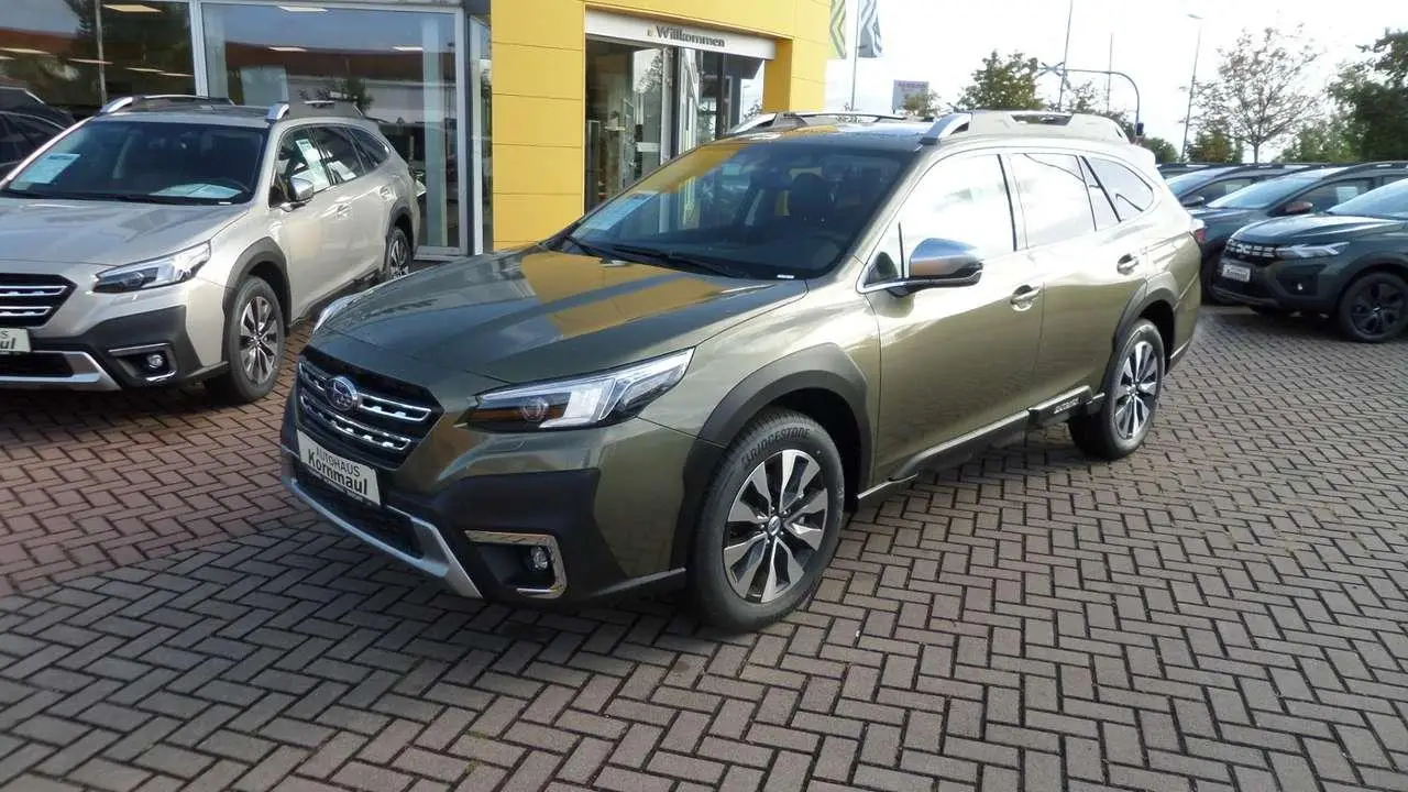 Photo 1 : Subaru Outback 2024 Petrol