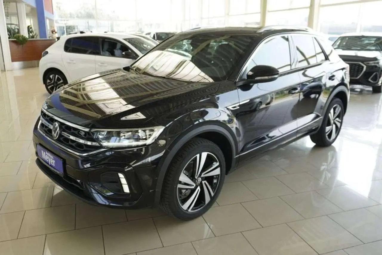 Photo 1 : Volkswagen T-roc 2024 Essence