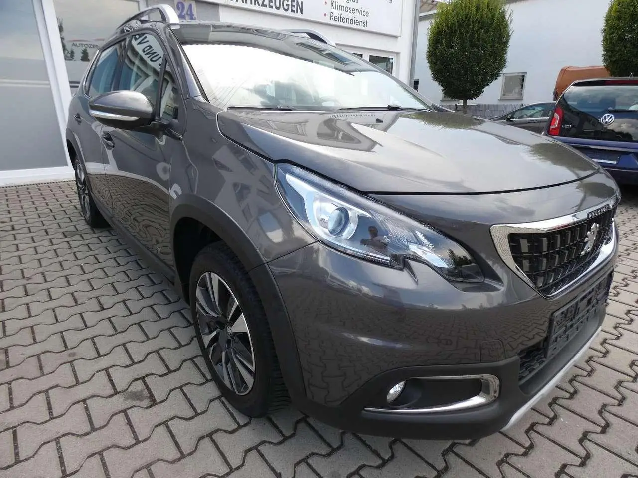 Photo 1 : Peugeot 2008 2019 Petrol