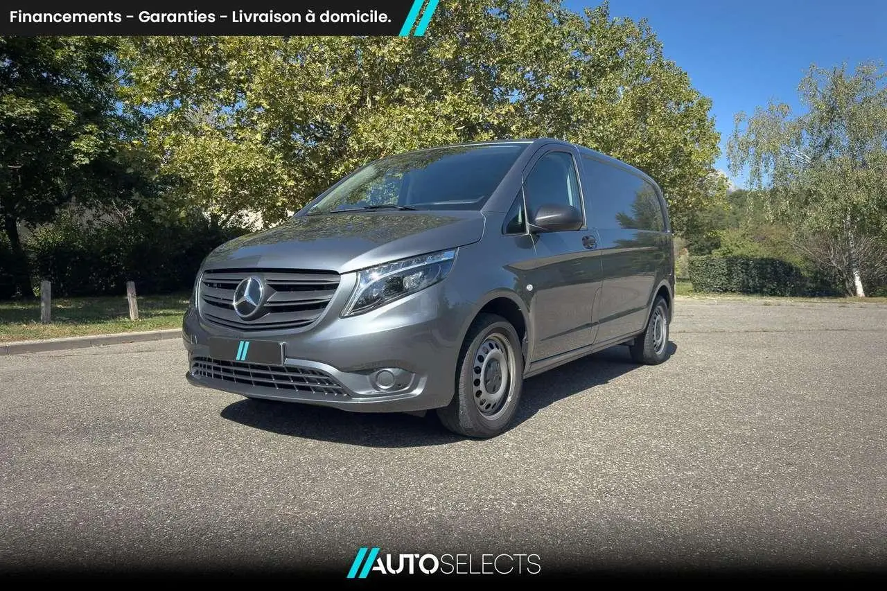 Photo 1 : Mercedes-benz Vito 2023 Diesel