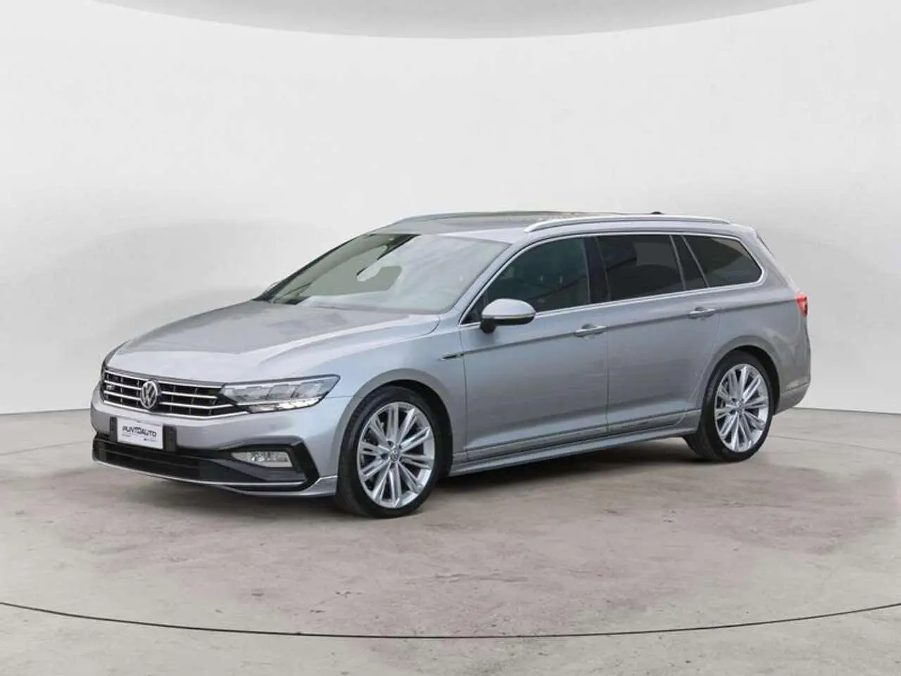 Photo 1 : Volkswagen Passat 2020 Diesel