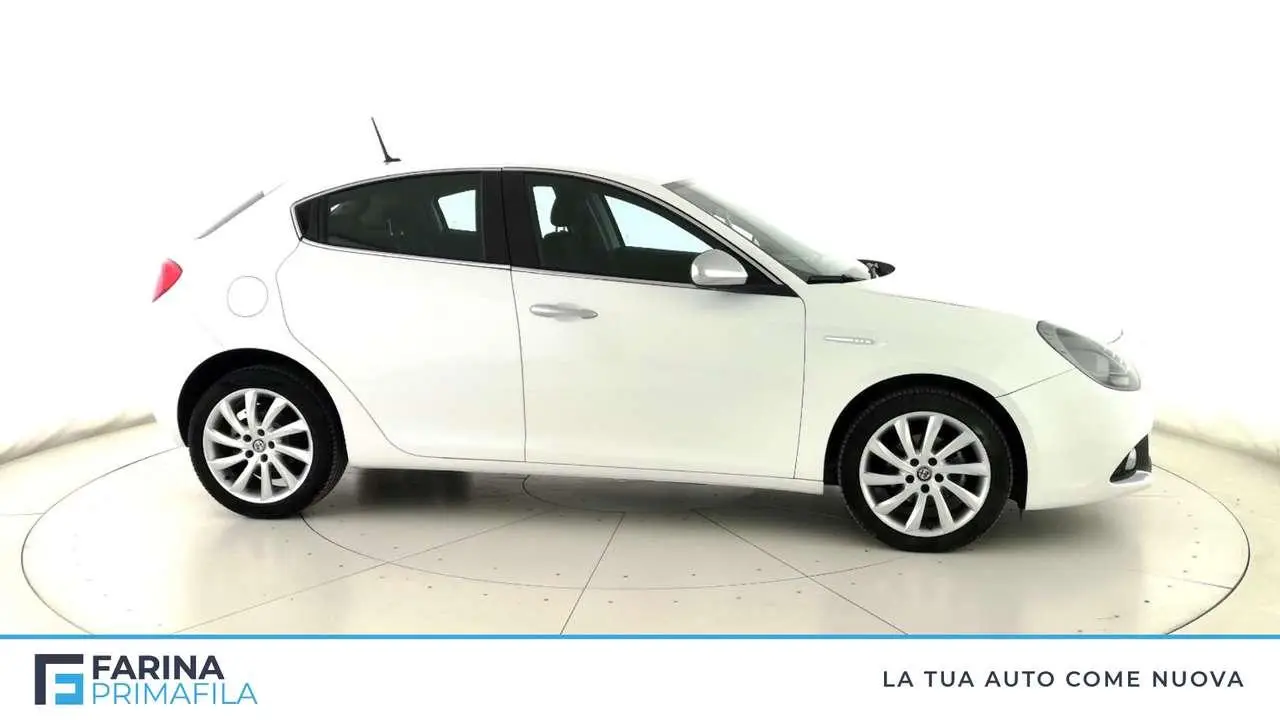 Photo 1 : Alfa Romeo Giulietta 2016 Diesel