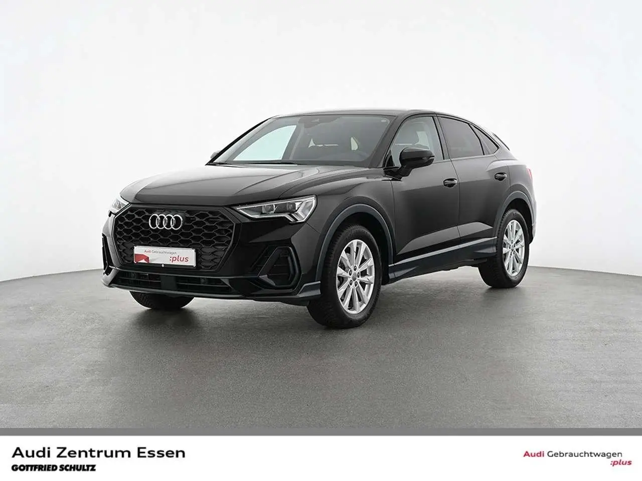 Photo 1 : Audi Q3 2020 Petrol