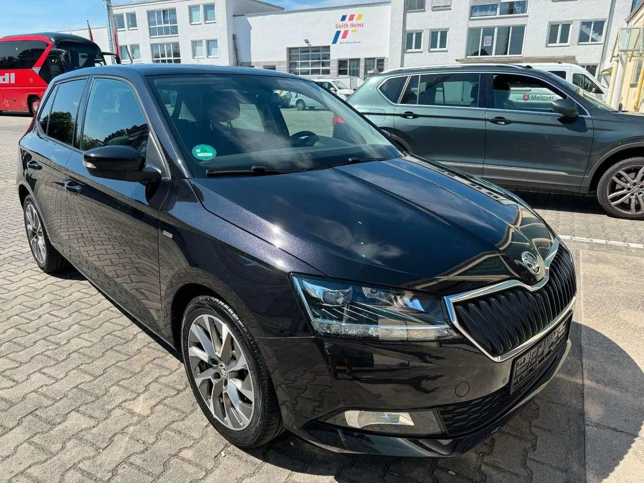 Photo 1 : Skoda Fabia 2021 Essence