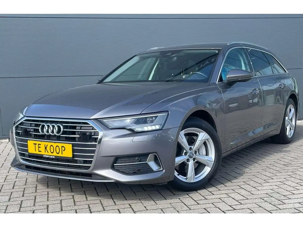 Photo 1 : Audi A6 2019 Essence