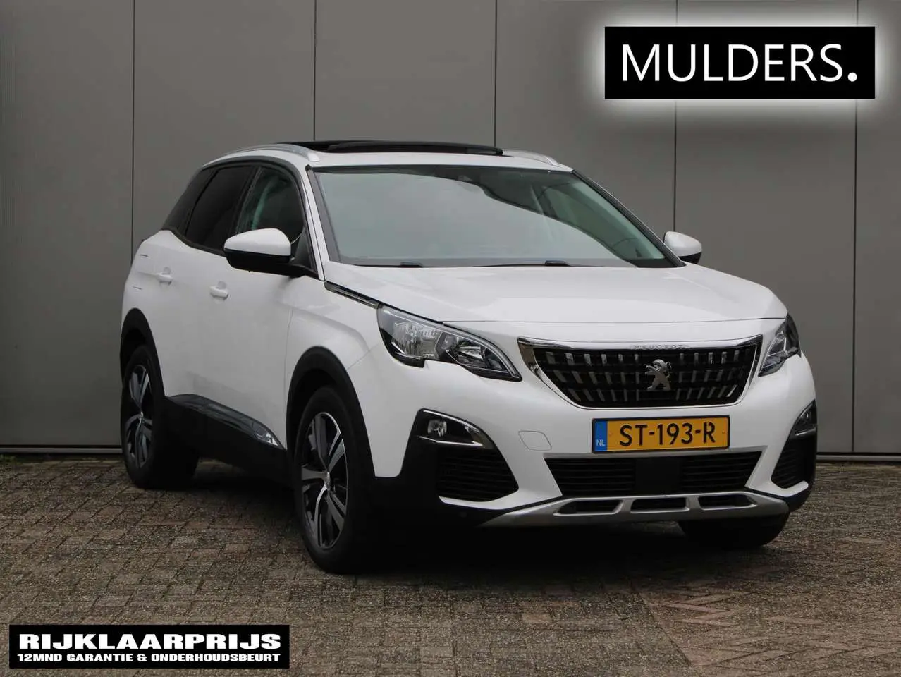 Photo 1 : Peugeot 3008 2018 Petrol