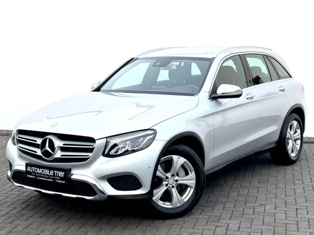 Photo 1 : Mercedes-benz Classe Glc 2016 Petrol