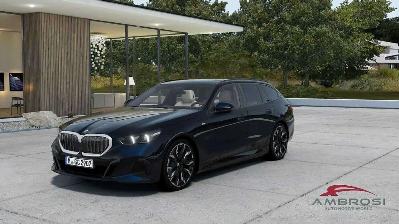 Photo 1 : Bmw Serie 5 2024 Hybrid