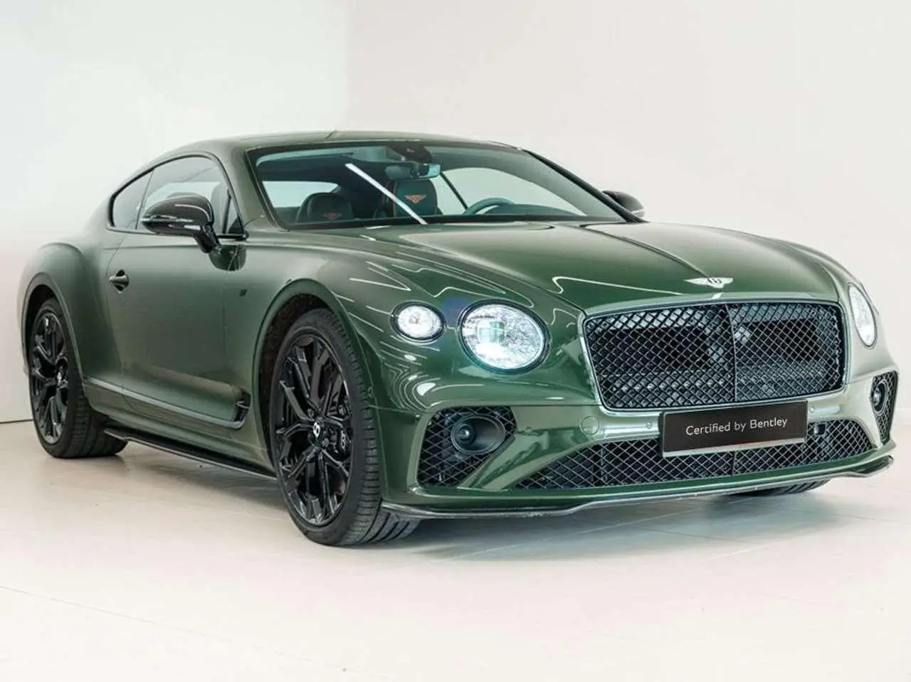 Photo 1 : Bentley Continental 2023 Essence