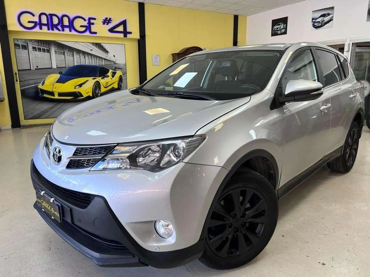 Photo 1 : Toyota Rav4 2015 Diesel