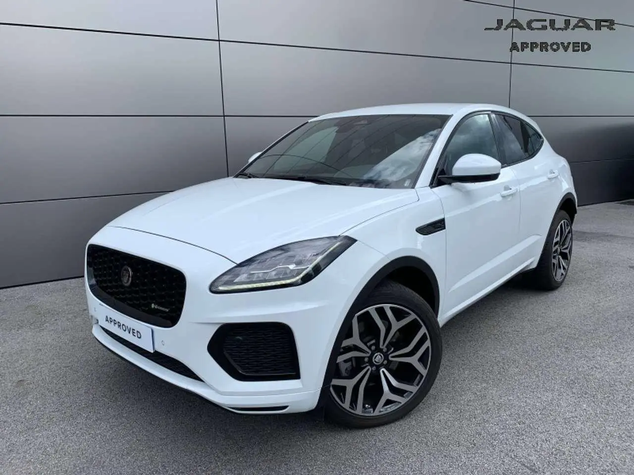 Photo 1 : Jaguar E-pace 2023 Autres