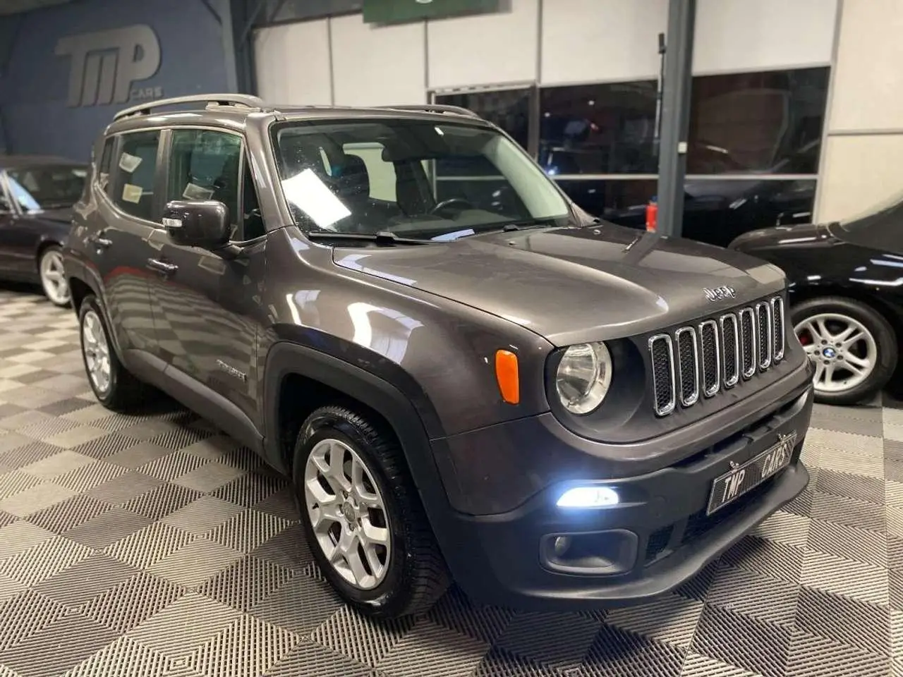 Photo 1 : Jeep Renegade 2016 Petrol