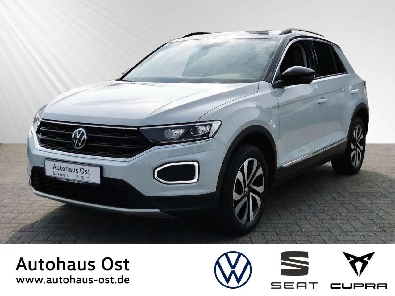 Photo 1 : Volkswagen T-roc 2021 Essence