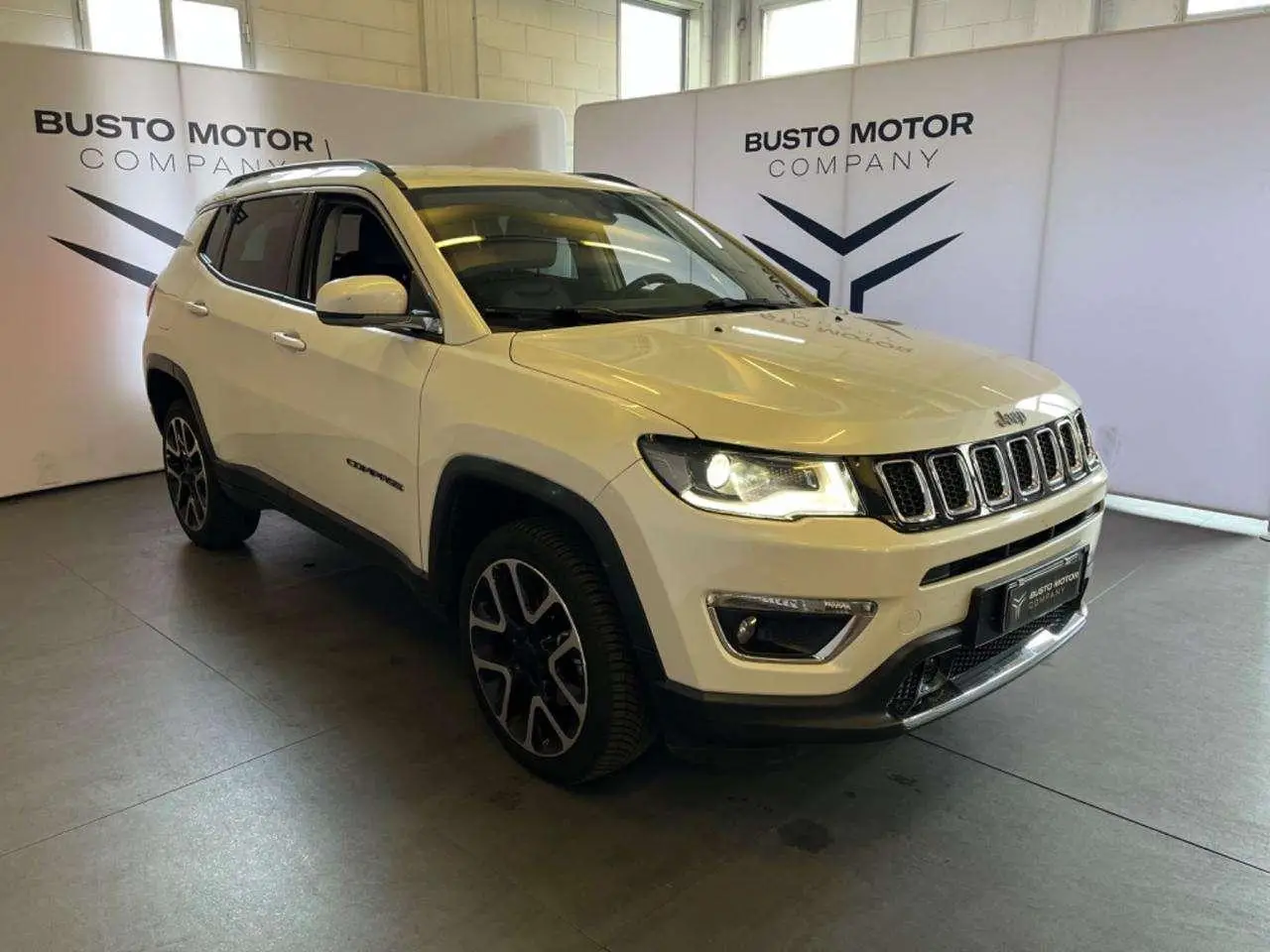 Photo 1 : Jeep Compass 2018 Diesel