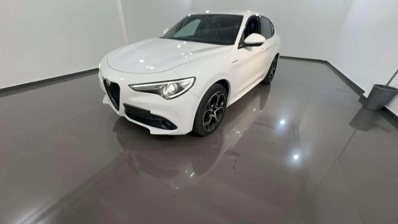 Photo 1 : Alfa Romeo Stelvio 2020 Diesel