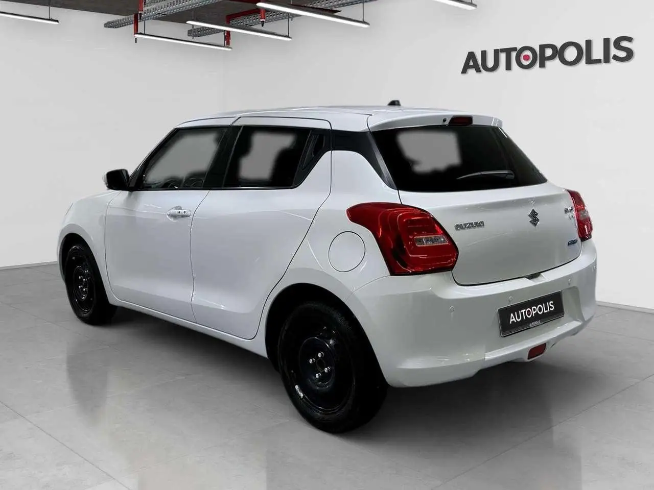 Photo 1 : Suzuki Swift 2019 Petrol