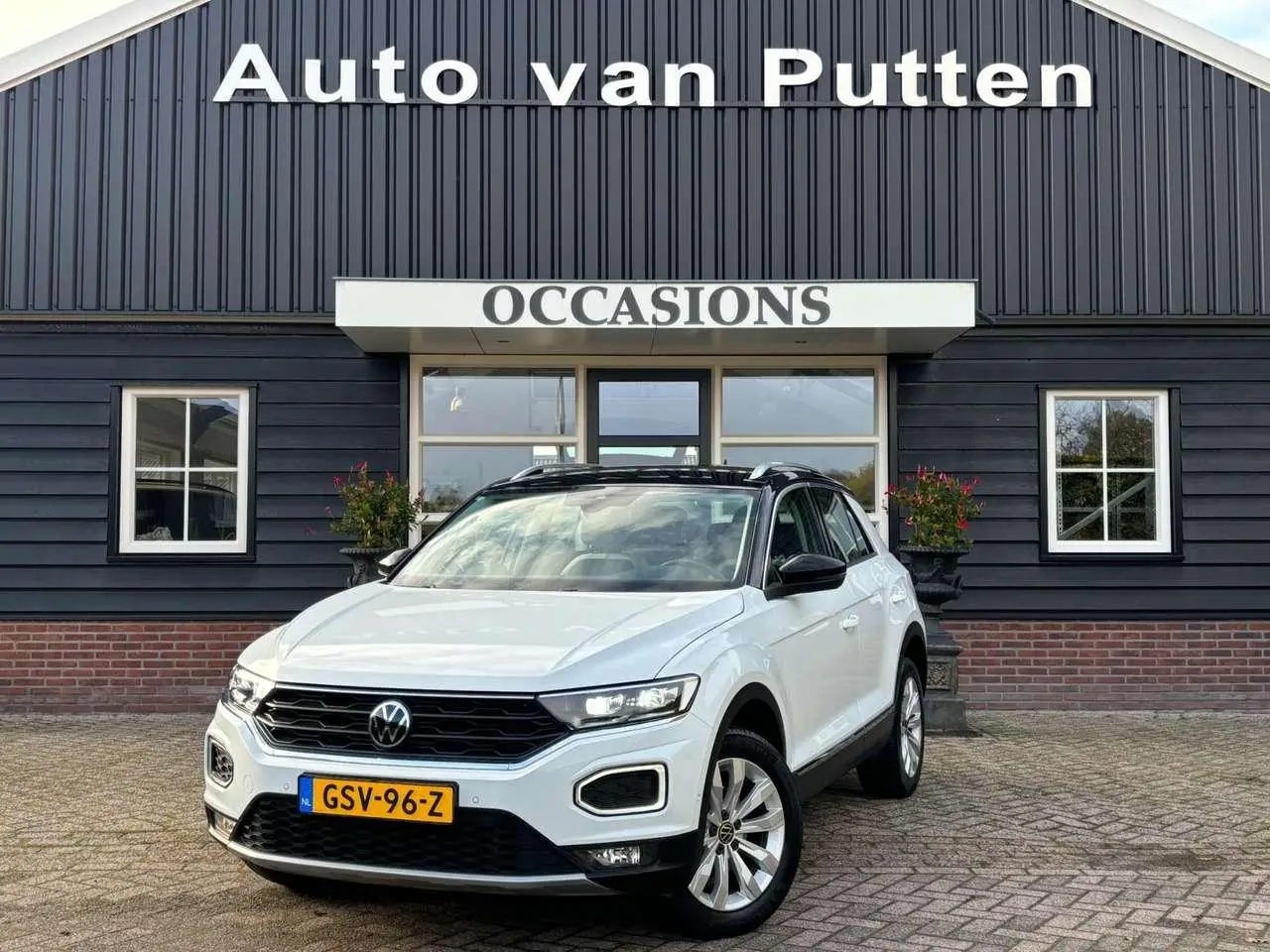 Photo 1 : Volkswagen T-roc 2020 Essence