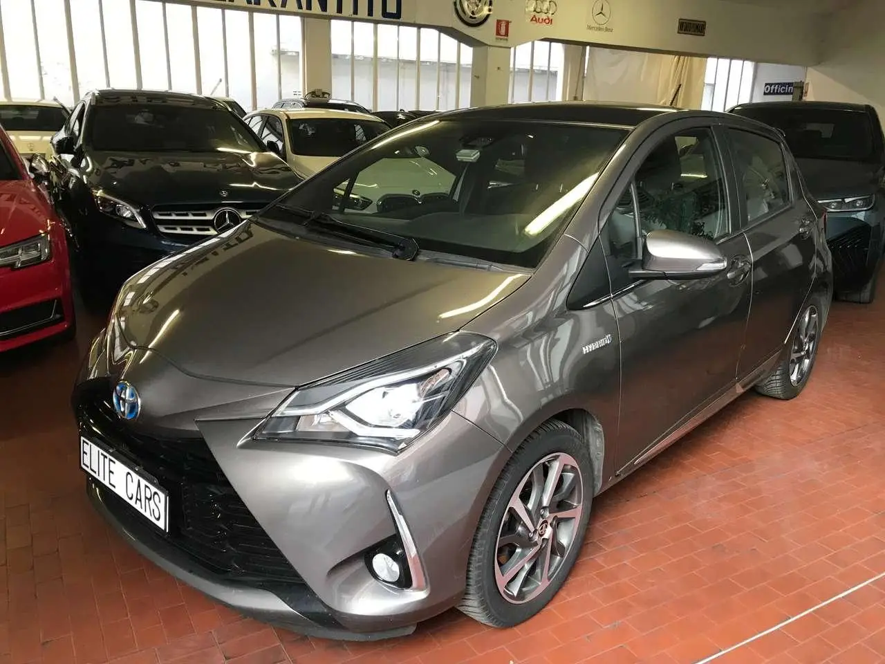 Photo 1 : Toyota Yaris 2017 Hybride