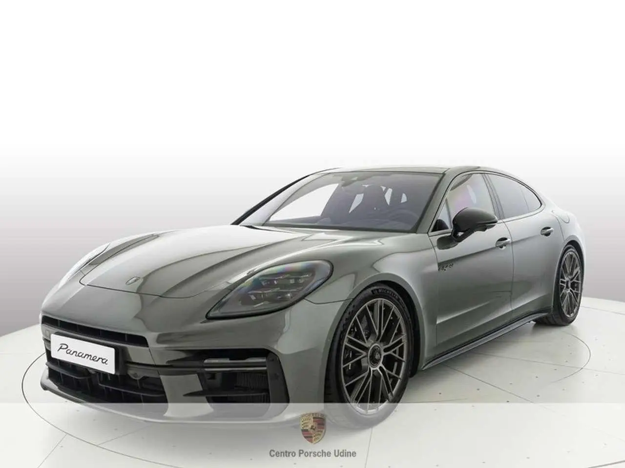 Photo 1 : Porsche Panamera 2024 Hybrid