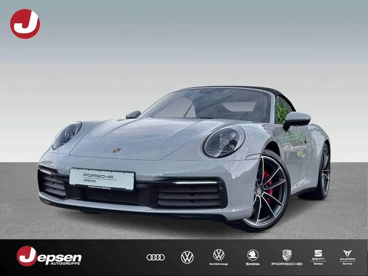 Photo 1 : Porsche 992 2023 Essence