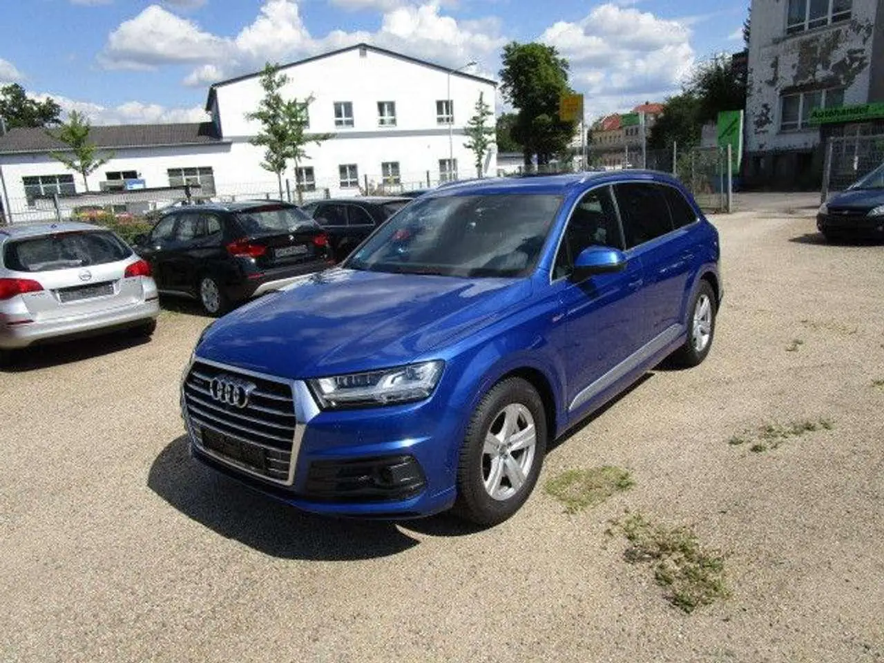 Photo 1 : Audi Q7 2015 Petrol