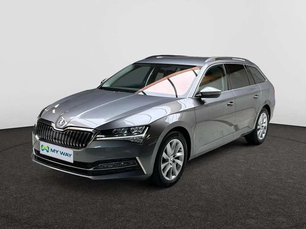 Photo 1 : Skoda Superb 2023 Hybride