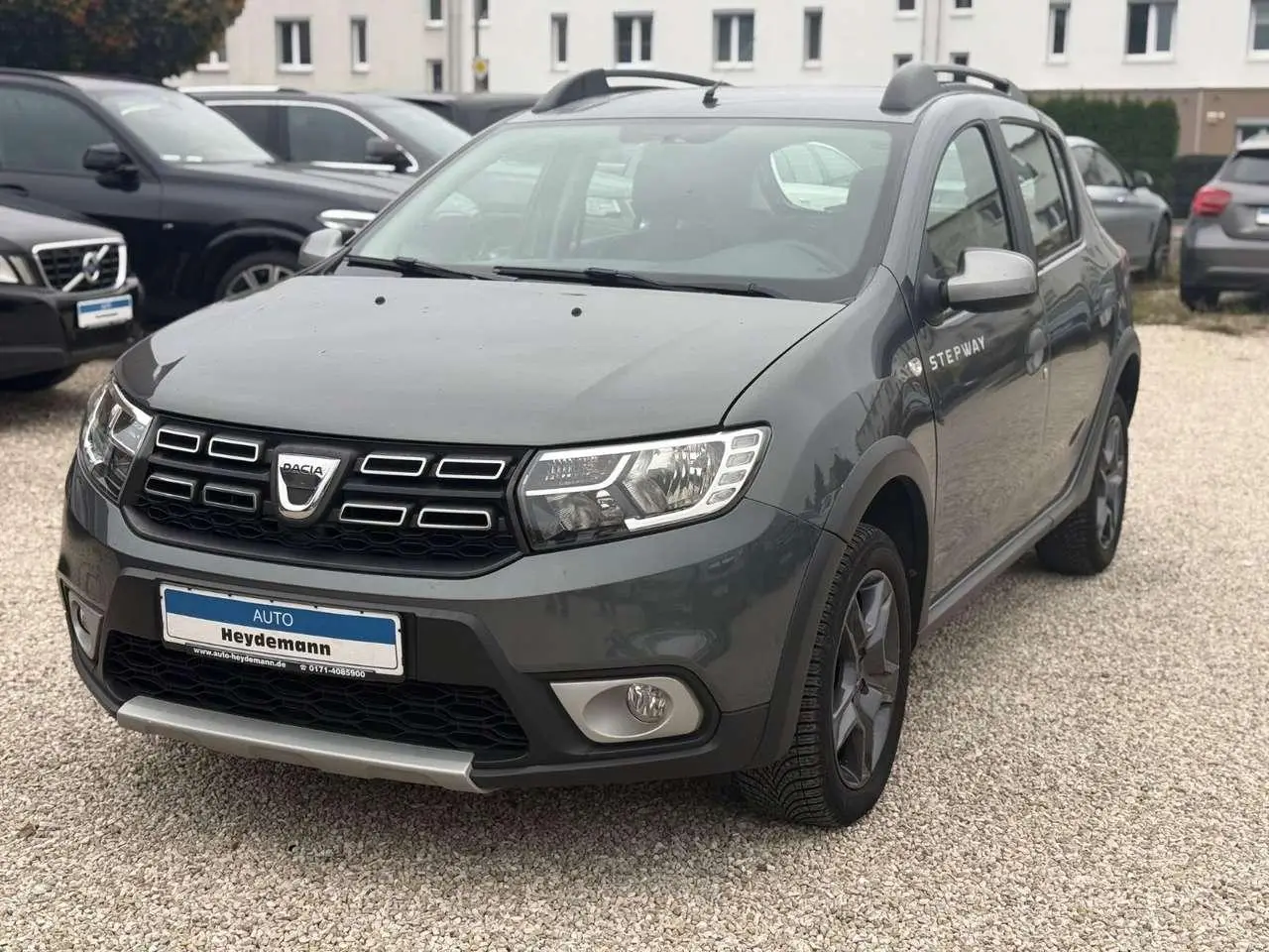 Photo 1 : Dacia Sandero 2017 Diesel