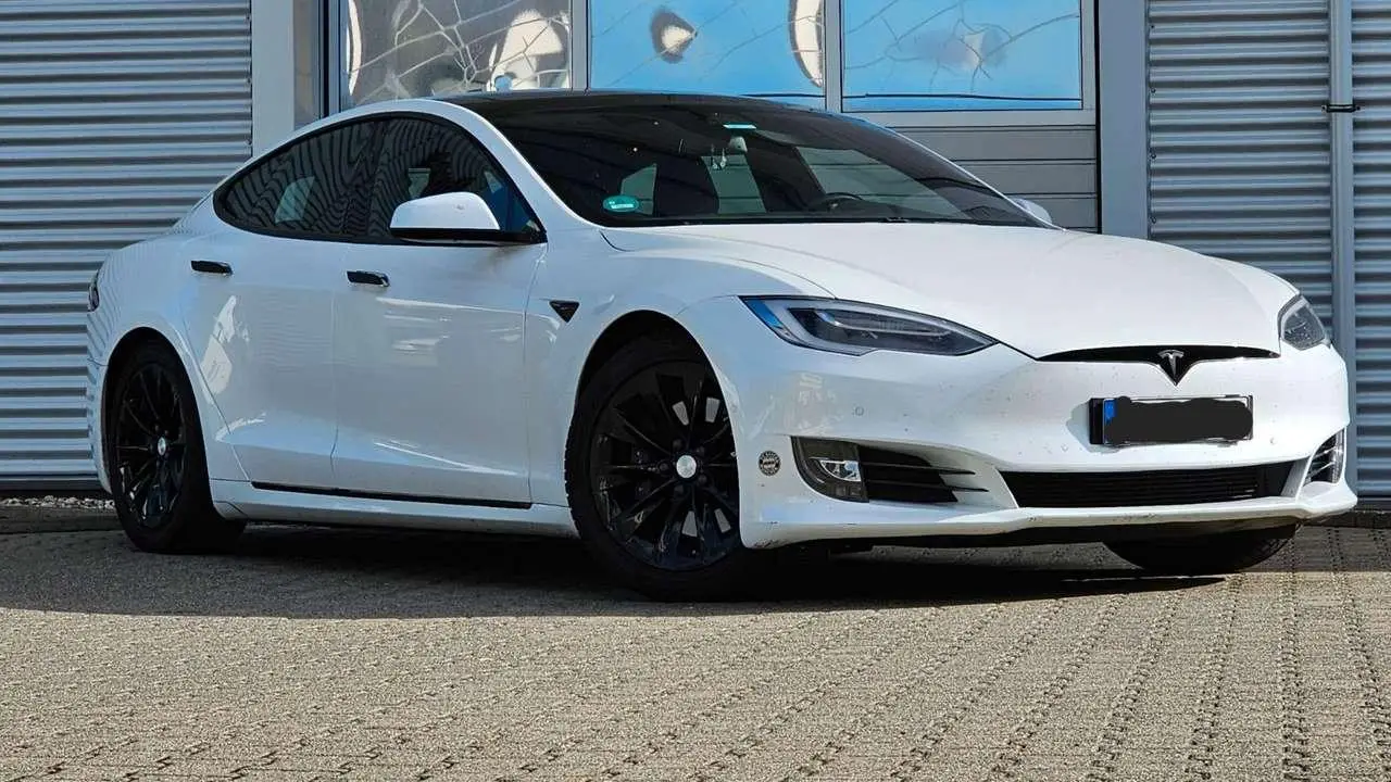 Photo 1 : Tesla Model S 2018 Electric