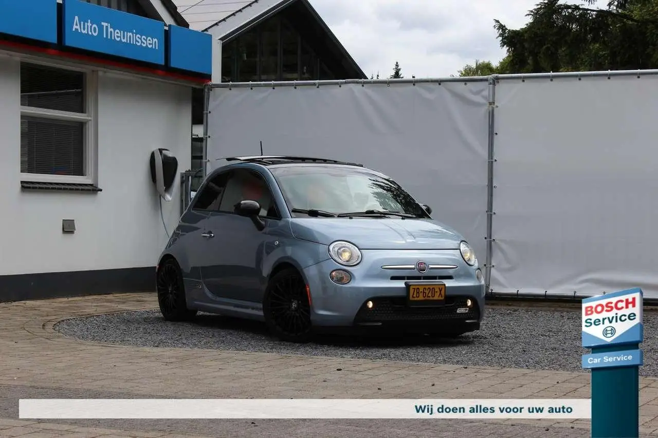 Photo 1 : Fiat 500 2015 Électrique