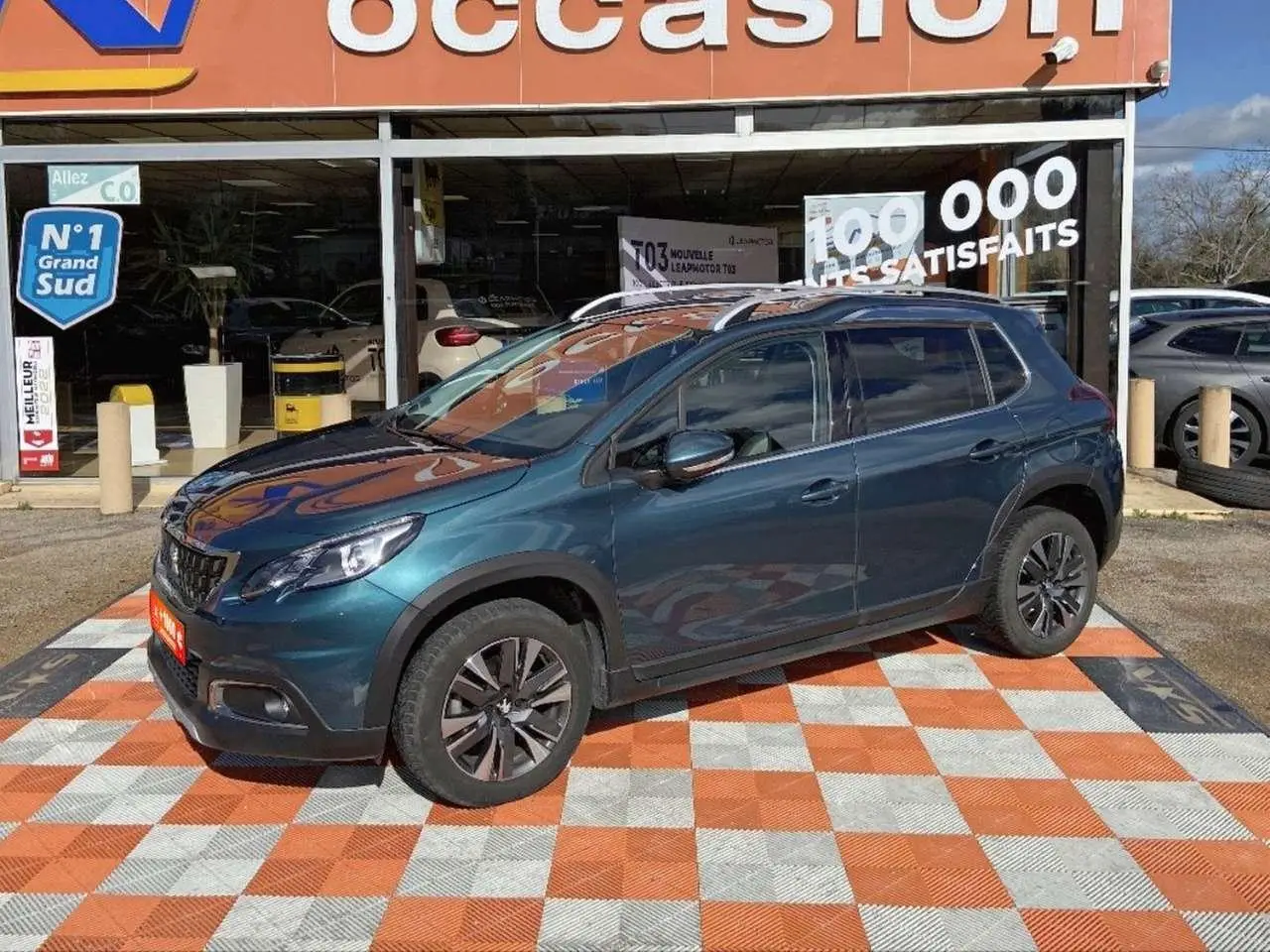 Photo 1 : Peugeot 2008 2019 Petrol