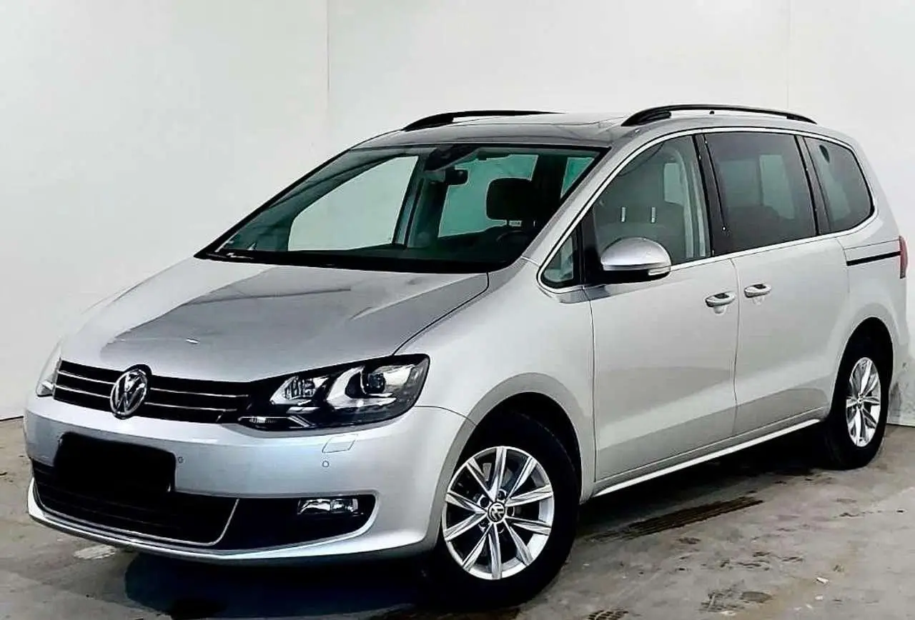 Photo 1 : Volkswagen Sharan 2022 Petrol