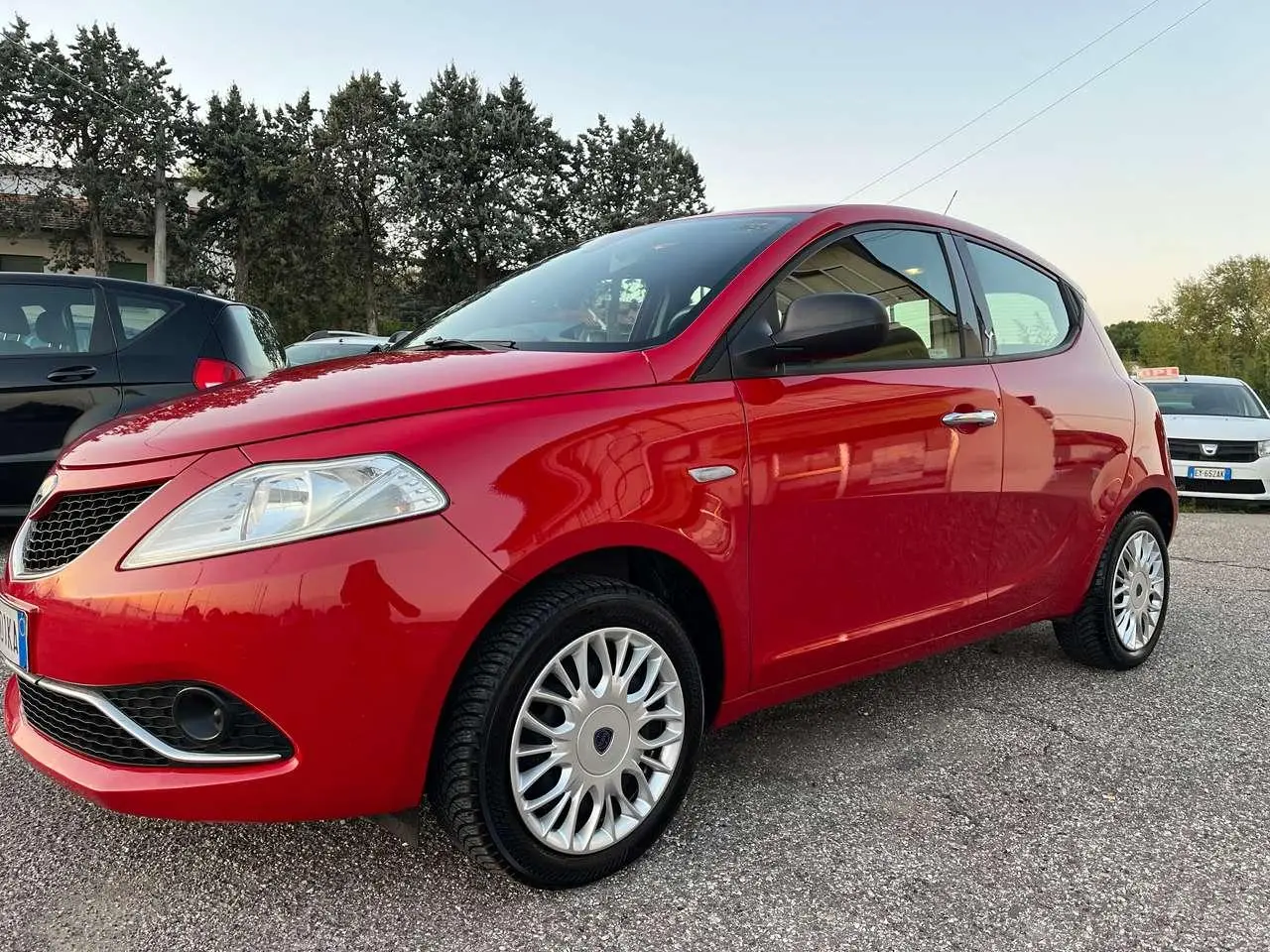 Photo 1 : Lancia Ypsilon 2016 Essence