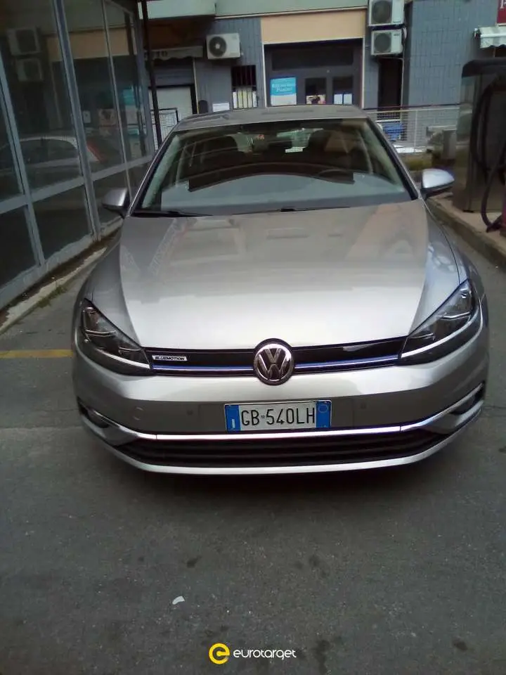 Photo 1 : Volkswagen Golf 2020 Autres