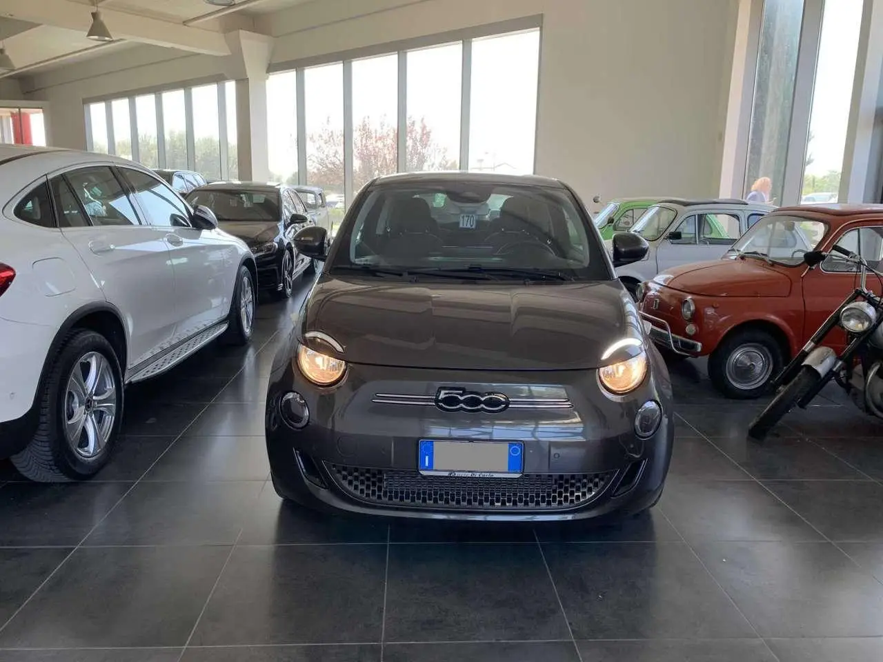 Photo 1 : Fiat 500 2021 Electric