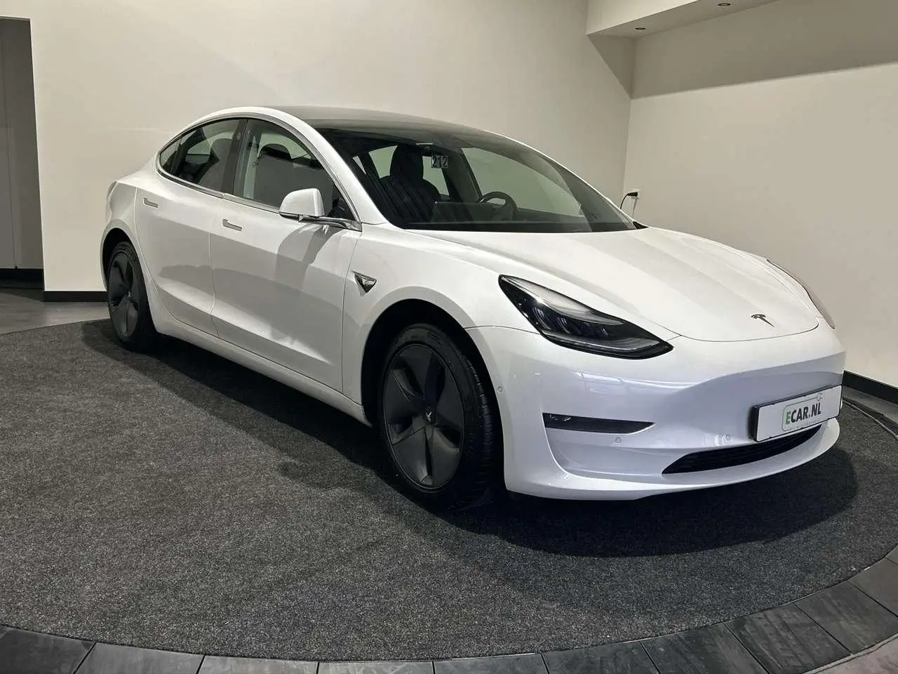 Photo 1 : Tesla Model 3 2019 Électrique