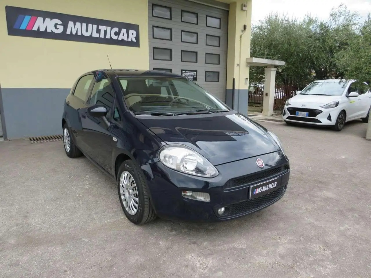 Photo 1 : Fiat Punto 2016 Essence