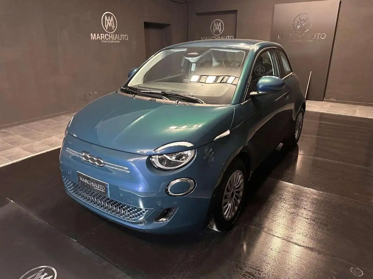 Photo 1 : Fiat 500 2024 Électrique