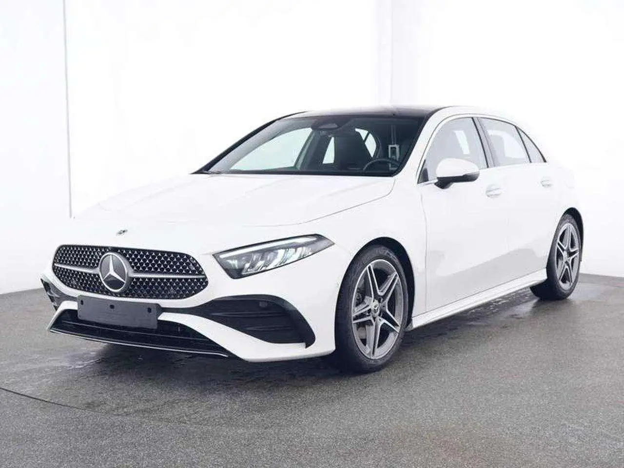 Photo 1 : Mercedes-benz Classe A 2023 Hybrid