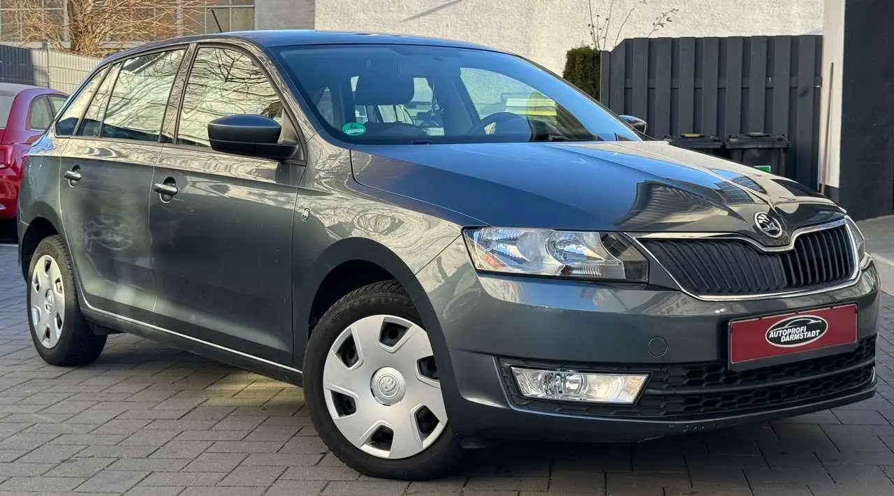 Photo 1 : Skoda Rapid 2015 Petrol