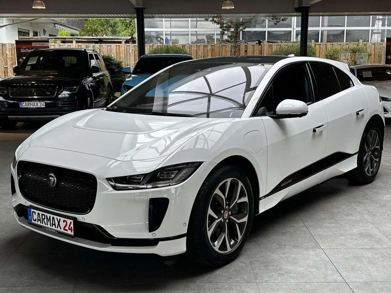 Photo 1 : Jaguar I-pace 2020 Électrique