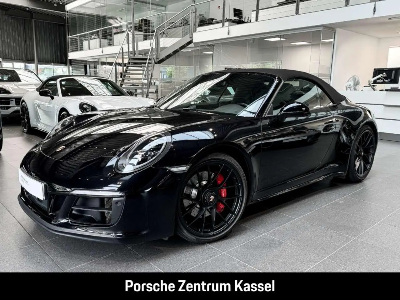 Photo 1 : Porsche 911 2018 Essence