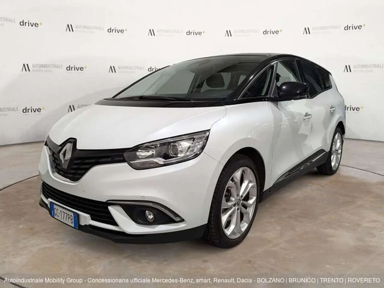 Photo 1 : Renault Grand Scenic 2020 Diesel