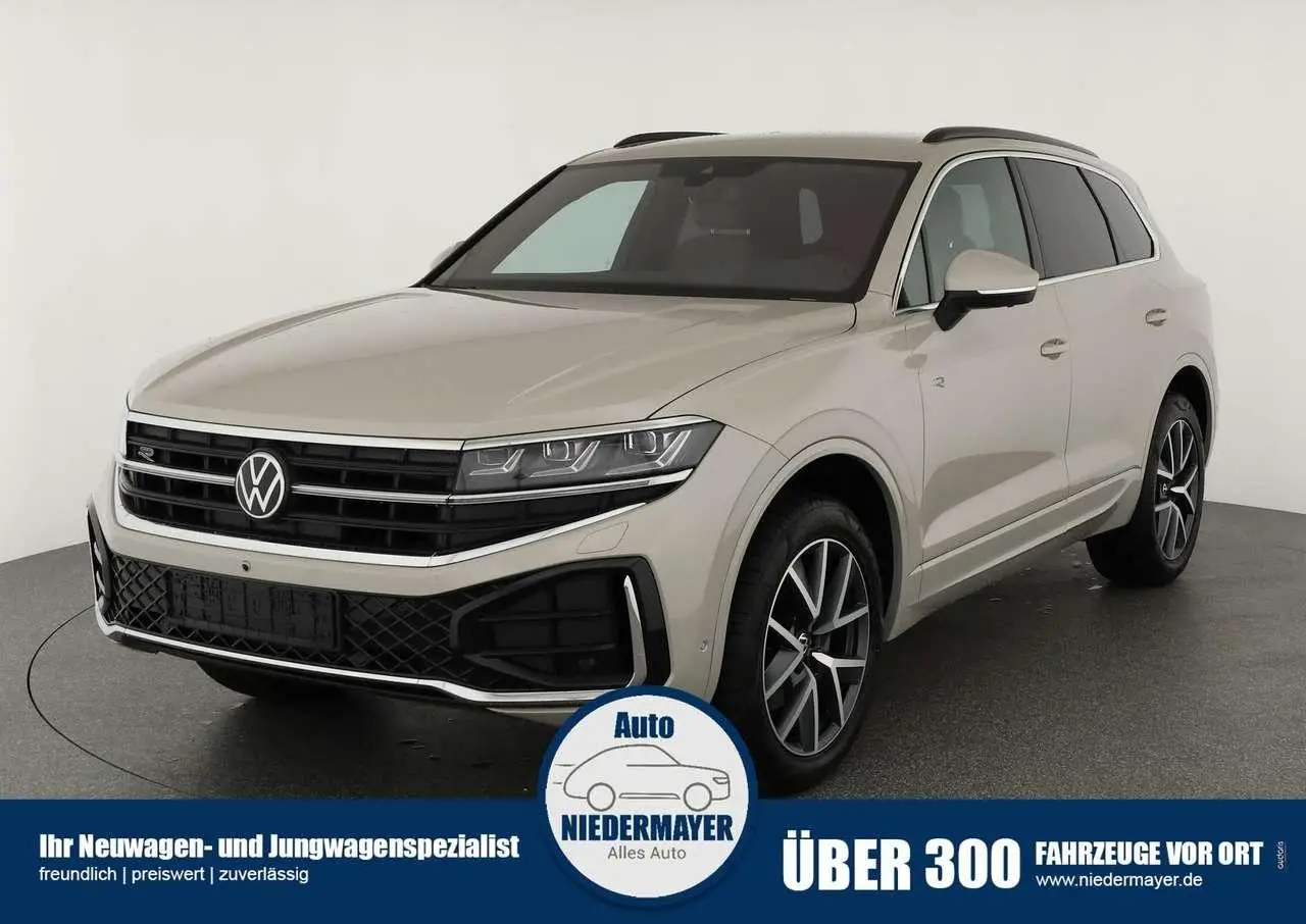 Photo 1 : Volkswagen Touareg 2024 Diesel