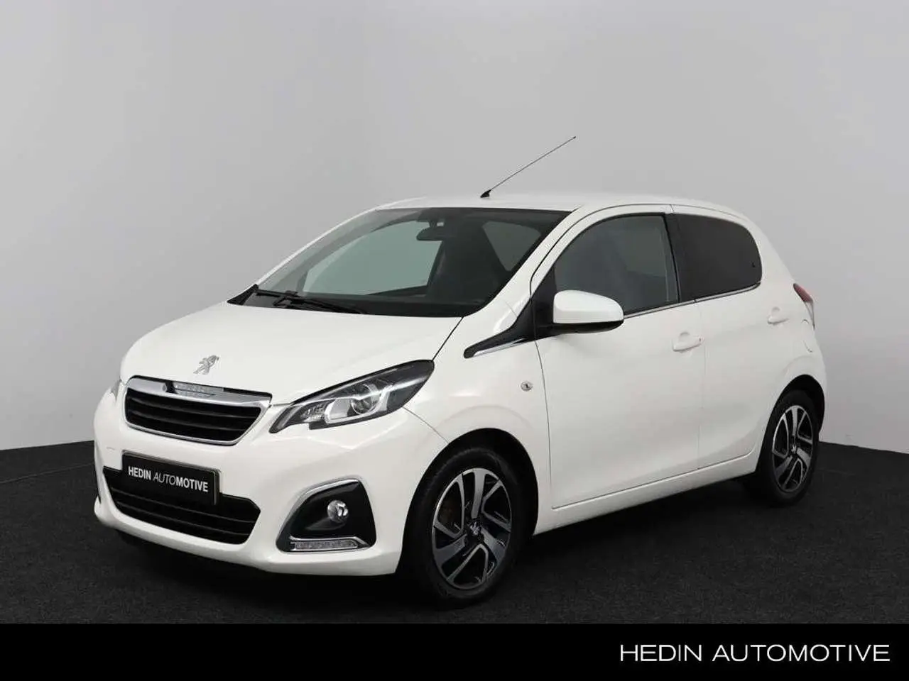 Photo 1 : Peugeot 108 2016 Essence