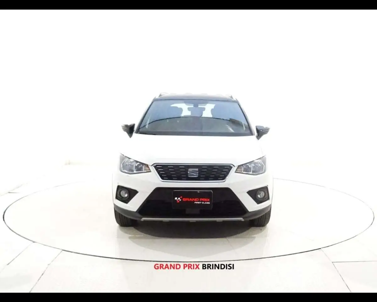 Photo 1 : Seat Arona 2021 Petrol